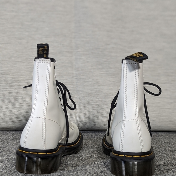 Dr. Martens White 1460s - Picture 4 of 6
